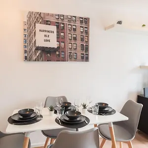 Olympic - Stratford Apartment