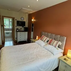 Stunning Double Bedroom Greenwich With Private Bathroom Homestay