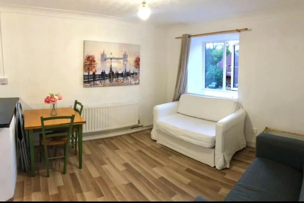 Apartment Privite 2 Bedrooms Flat Canada Water London